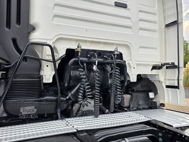 Standard SZM MAN TGX 18.460 4X2 BLS / Retarder / ADR AT