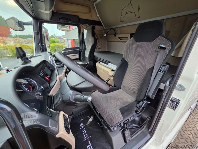 Standard SZM MAN TGX 18.460 4X2 BLS / Retarder / ADR AT