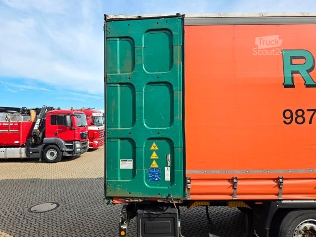Semirimorchio con telone KRONE SD / Palettenkasten / Liftachse