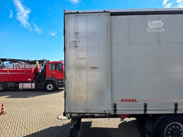 Open oplegger met zeil KÖGEL S24-1 / Palettenkasten / Liftachse