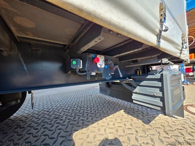 Open oplegger met zeil KÖGEL S24-1 / Palettenkasten / Liftachse