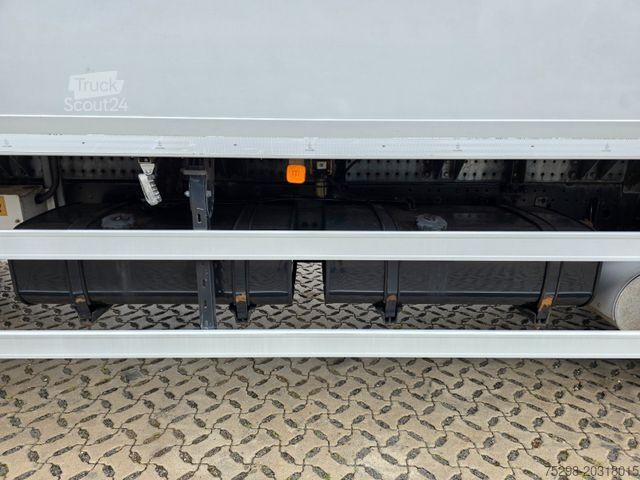 Рефрижераторный грузовик MAN TGM 18.290 / Ldbw / Thermo King /Triple Verdamp.
