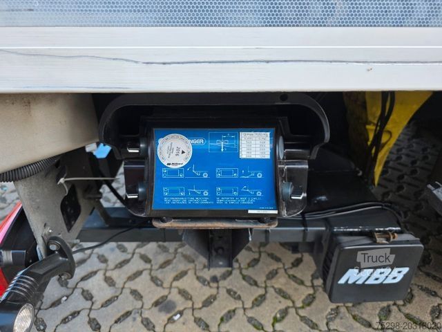 Kutu kamyonu MERCEDES-BENZ Actros 2551 /Retarder/Ldbw/Konvekta/Lenkachse