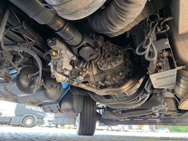 Kutu kamyonu MERCEDES-BENZ Actros 2551 /Retarder/Ldbw/Konvekta/Lenkachse