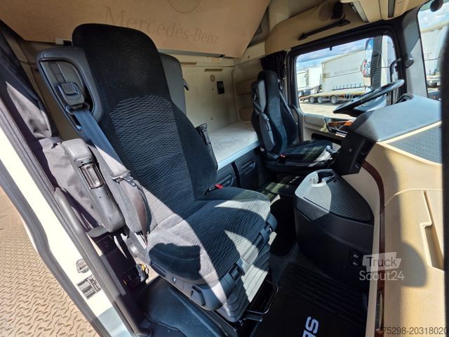 Kutu kamyonu MERCEDES-BENZ Actros 2551 /Retarder/Ldbw/Konvekta/Lenkachse