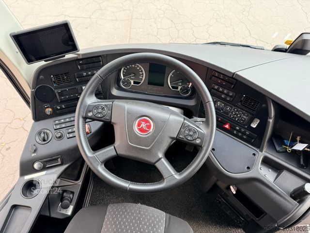 Távolsági autóbusz SETRA S 515 MD