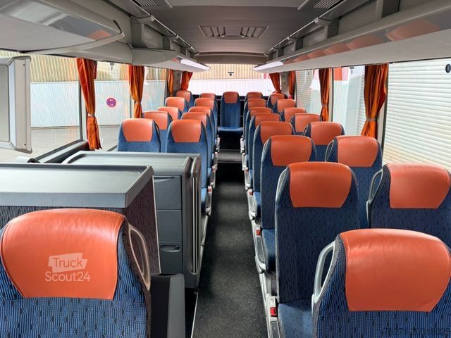 Távolsági autóbusz SETRA S 515 MD