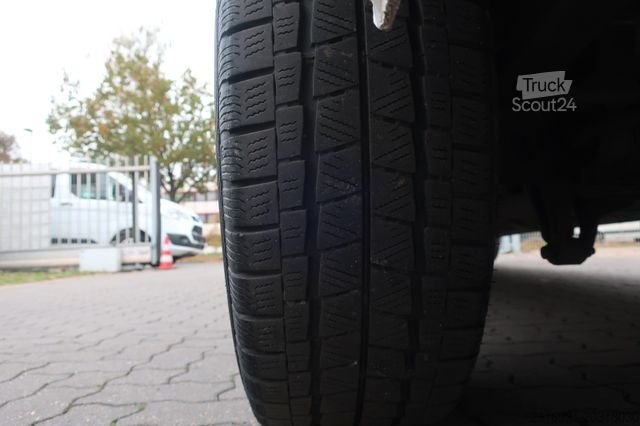 Højt tag varevogn MERCEDES-BENZ Sprinter 316CDI DoKa / MAXI/ Navi / Klima /FN:65