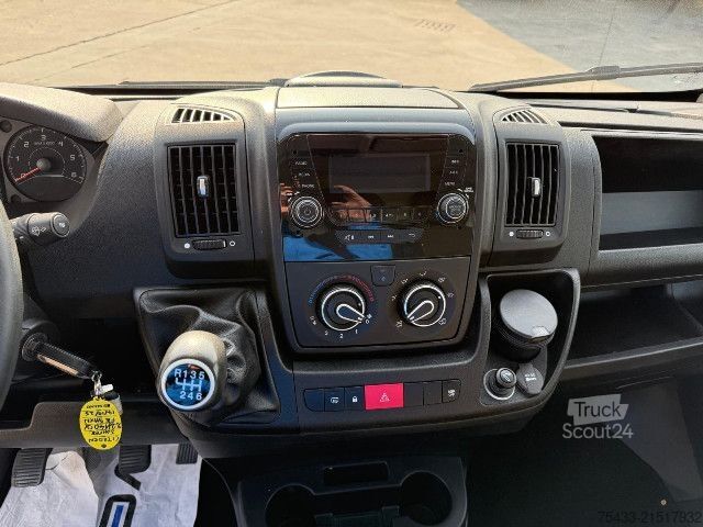 Dobozos furgon Citroen JUMPER 33 L2H2 140