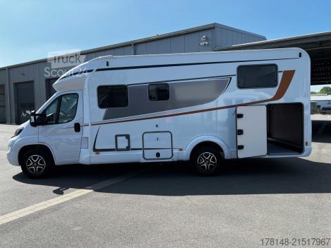 Caravana/autocaravana Bürstner Lyseo TD 727 G