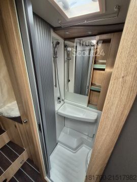 Autocaravana semi-integrada Knaus Sky TI 650 MEG *TraumMobil*Automatik*IC-Line*