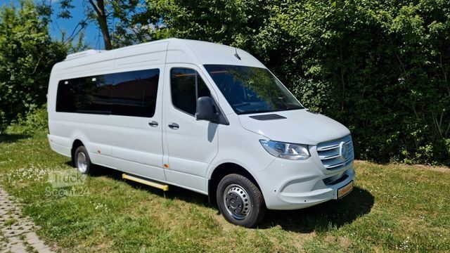Minibus MERCEDES-BENZ 515 Sprinter 22 Schlafsessel Lagerfahrzeug Stock