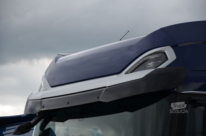 Standardni vlačilec DAF XG+ 530 / ACC / KLIMA P. / PCC / FUL LED / ECO / WAGA / DE 0315