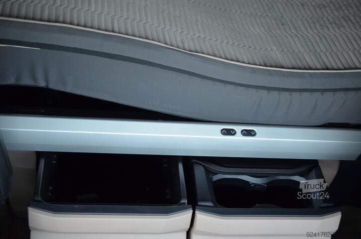 Standardni vlačilec DAF XG+ 530 / ACC / KLIMA P. / PCC / FUL LED / ECO / WAGA / DE 0315