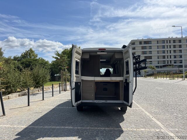 Avtodom Peugeot Boxer Carado CV600 2025 | Manual | Totalmente equipado