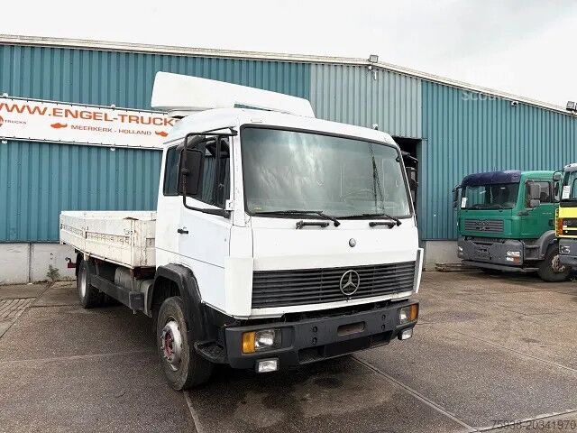 Laadplatform Mercedes-Benz 1117 K 6-CILINDER SLEEPERCAB (8 WHEEL NUTS / FU...