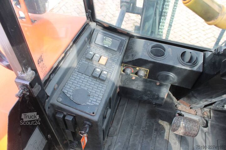 Carrello elevatore fuoristrada JCB 930