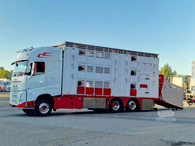 Liellopu pārvadāšana Volvo FH 13.500 XL 6x2 - Pezzaioli livestock 3 deck +...
