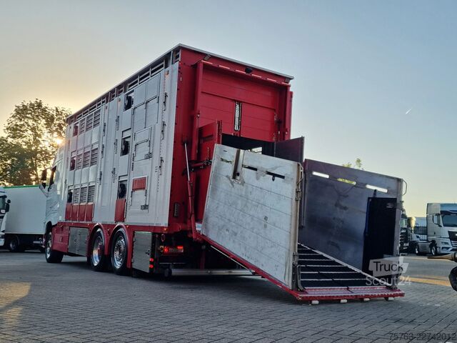 Liellopu pārvadāšana Volvo FH 13.500 XL 6x2 - Pezzaioli livestock 3 deck +...