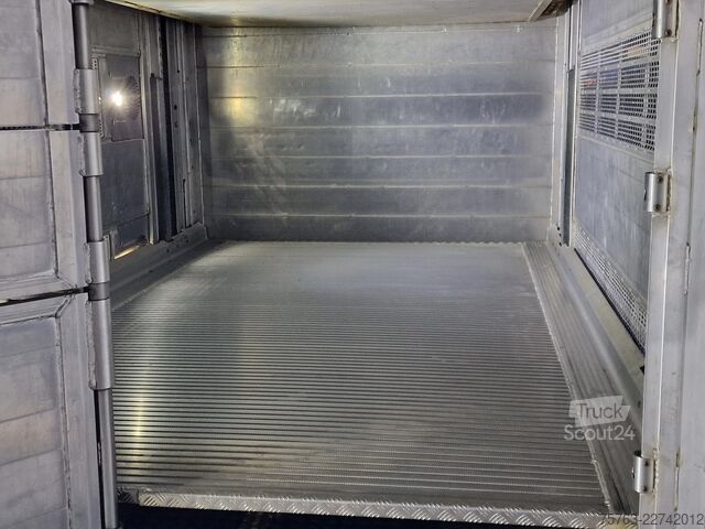 Liellopu pārvadāšana Volvo FH 13.500 XL 6x2 - Pezzaioli livestock 3 deck +...