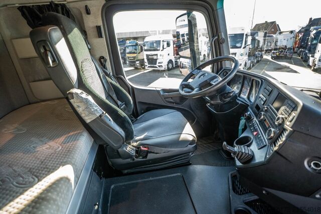 Estándar-SZM Mercedes-Benz Arocs 1846 LS (no Actros )