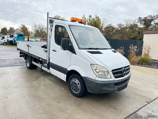 Vrachtwagen met kraanopbouw MERCEDES-BENZ Sprinter 509/309 CDi Pritsche KRAN AHK