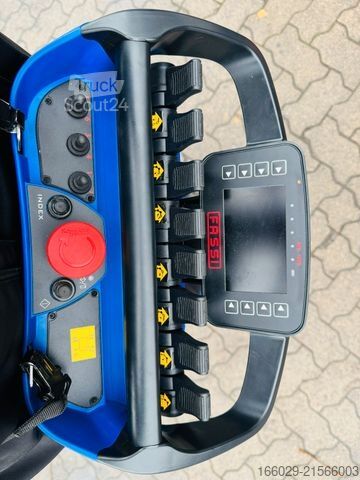 LKW mit Pritsche (offen) VOLVO FH 500 8x4 Kran F705 R.2.7 L436 V20 NEUES MODELL