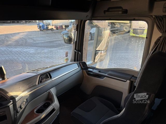 Standartinis vilkikas MAN TGX 18.510 Top Ausstattung Schubboden Hydraulik