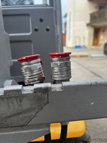 Chariot élévateur Jungheinrich EFG 220