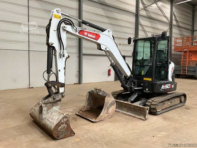 Mini-pelle Bobcat E 50z
