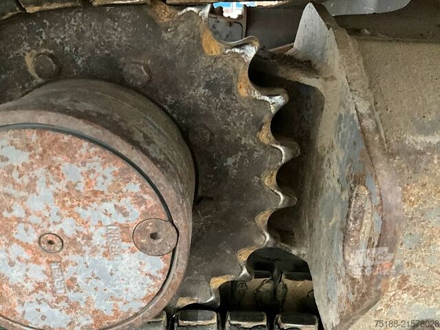 Mini-pelle Takeuchi TB 240