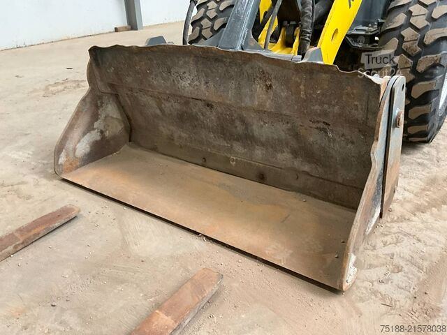 Chargeuse Kramer 5065