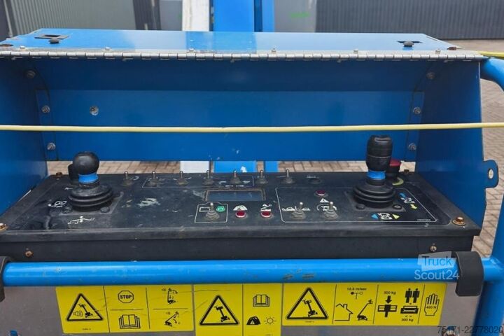 Телескопічна платформа Genie S60FE Hybrid, 4x4 Drive, 20.6m Working Height, 12.