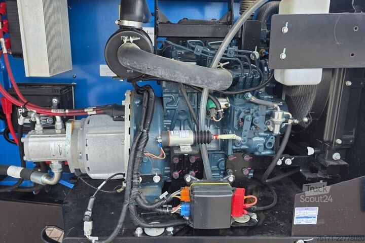 Телескопічна платформа Genie S60FE Hybrid, 4x4 Drive, 20.6m Working Height, 12.