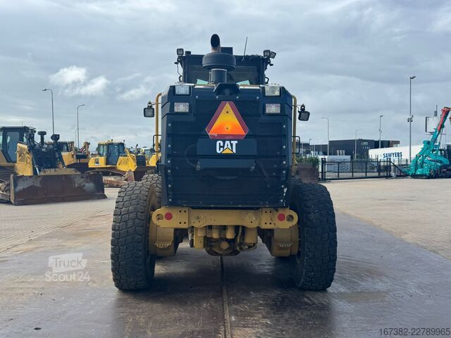οδοστρωτήρας Caterpillar 140M2 AWD