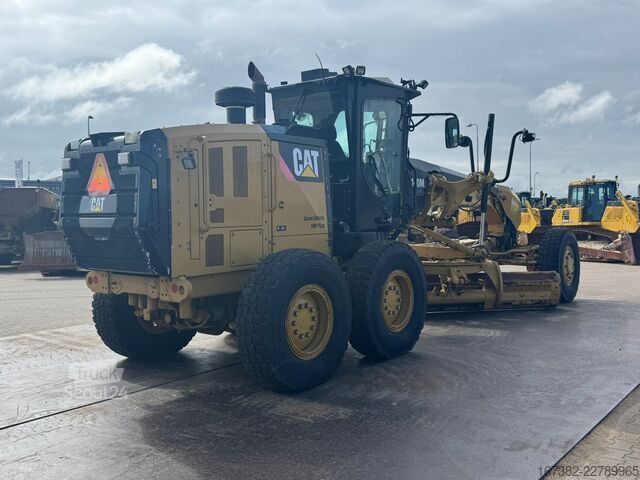 οδοστρωτήρας Caterpillar 140M2 AWD