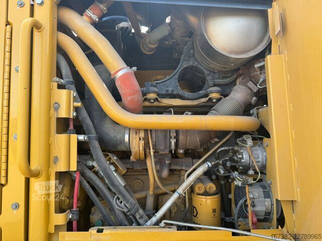 οδοστρωτήρας Caterpillar 140M2 AWD