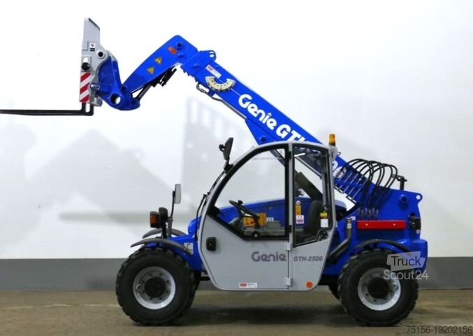 Виличен мотокар с телескопично рамо Genie TEREX GTH 2506 II 4x4x4 6m/2.5t vgl. MT