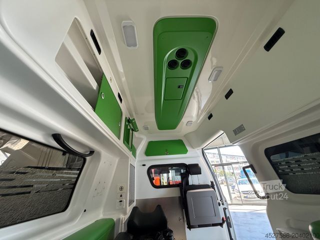 Feuerwehrfahrzeug FORD Transit Custom 340 L2H2*KTW*RTW*KRANKENTRANSPORT