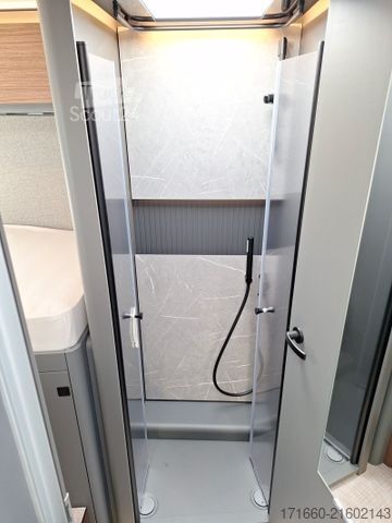 Entegre karavan HYMER/ERIBA B-Klasse MC I 680 SAT+TV, COMBI6DE, GFK, LED, ZV