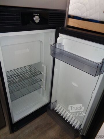 Obytný vůz LMC Innovan 590 New Edition *Markise*SAT TV*AHK*