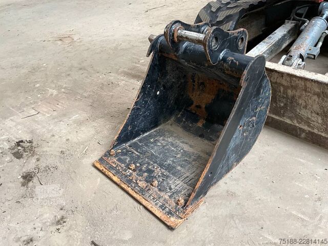 Mini-pelle Takeuchi TB 250