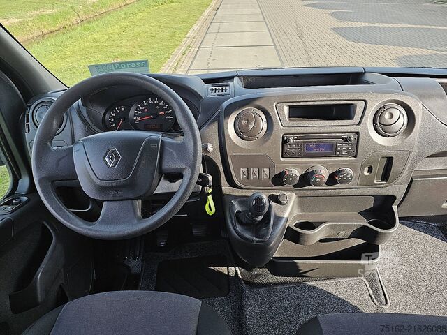 High-roof van RENAULT MASTER 2.3 L2H2 Imperiaal NAP!
