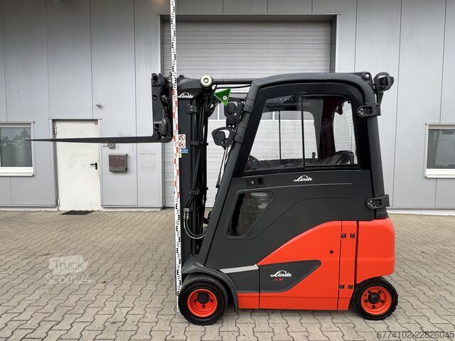 Elektryczny – 4 koła Linde E18PH  + Ladegerät NEU 48120 --EK