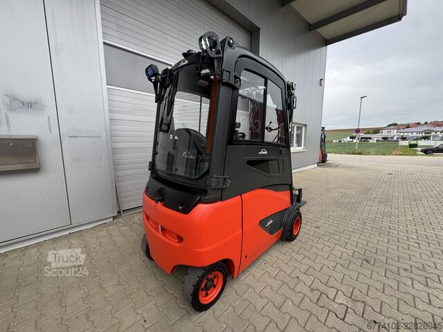Elektryczny – 4 koła Linde E18PH  + Ladegerät NEU 48120 --EK
