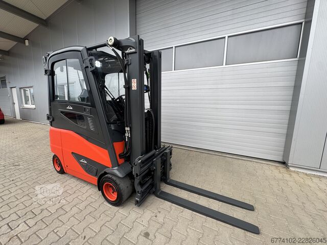 Elektryczny – 4 koła Linde E18PH  + Ladegerät NEU 48120 --EK