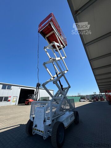 Elevador de tesoura JLG 3369LE--EK