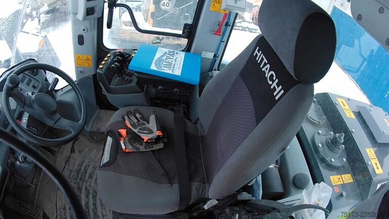 Încărcător pe roți HITACHI ZW 180-7 Radlader