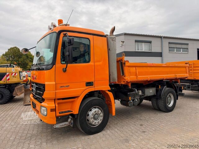 Tresidig tipplastbil MERCEDES-BENZ 2048 Actros MP2 + Kögel AK24
