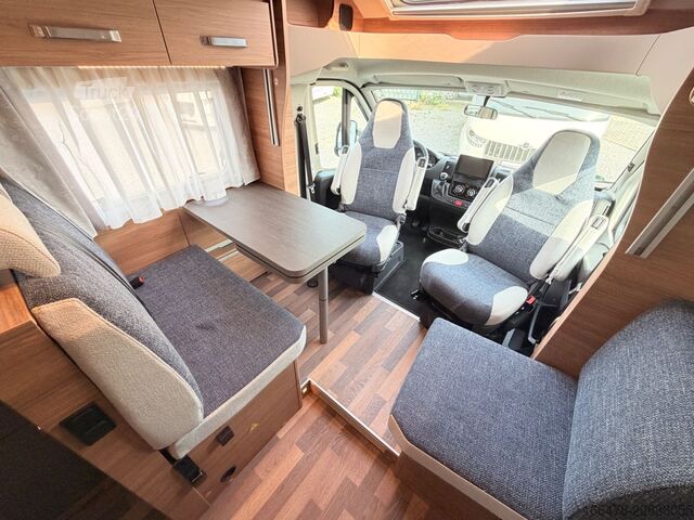 Teilintegriertes Wohnmobil WEINSBERG CaraSuite 700 ME Einzelbetten-Hubbett-Automatik